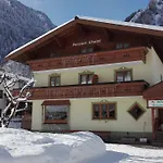 게스트하우스 Haus Fusch Fusch an der Grossglocknerstrasse