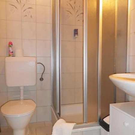 Πανσιόν Haus Fusch